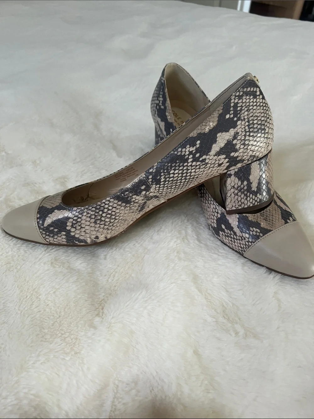Cole Haan elegant cole